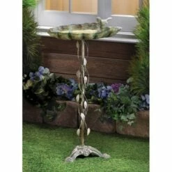 Brand new β¨ Zingz & Thingz Zingz & Thingz 27.5" Verdigris Leaf Cast Iron Birdbath Green π