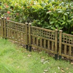 New ✔️ Gardenised Plastic Outdoor Decor Garden Flower Edger Fence, Border, Set of 4 Panels ✔️